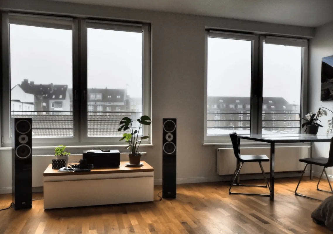 Quiet studio edition styled room
